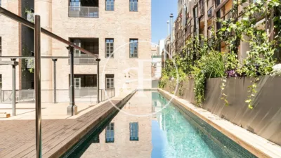 Promoción Apartamentos nuevos en singular proyecto de rehabilitación antigua Fábrica Textil, Calle Riereta 35. El Raval (Distrito Ciutat Vella. Barcelona Capital) de 480.000 €