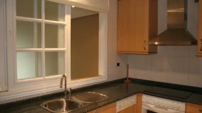 Dúplex en alquiler en Calle de Colón, Centro-Areal (Distrito Casco Urbano. Vigo) de 1.150 €<span>/mes</span>