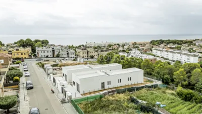 Promoción Viviendas unifamiliares con vista despejadas al mar, Coma-ruga-El Francàs (El Vendrell) de 494.000 €