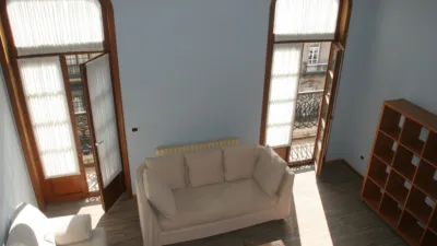 Dúplex en alquiler en Calle de Colón, Centro-Areal (Distrito Casco Urbano. Vigo) de 1.200 €<span>/mes</span>