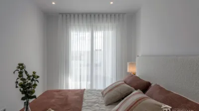 Promoción Residencial El Puerto, Avenida Ramón y Cajal 1-3. Salón Santa Gadea (Ayamonte) de 190.500 €