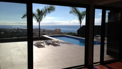Chalet on Avenida de Francia photo 15