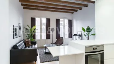 Promoción histórica reformada en el corazón del Gótico, El Barri Gòtic (Distrito Ciutat Vella. Barcelona Capital) de 450.000 €