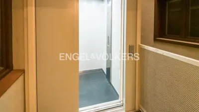 Promoción histórica reformada en el corazón del Gótico, El Barri Gòtic (Distrito Ciutat Vella. Barcelona Capital) de 450.000 €