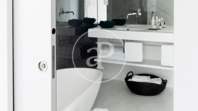 Apartment in Plaça del Llevant photo 4