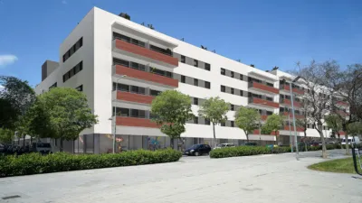 Apartment on Calle de La Creu de Xiviria Con Rambla Sant Jordi, S/N photo 4