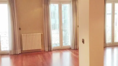 Piso en alquiler en Recoletos - Imagen 2