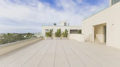 House in Centre photo 19