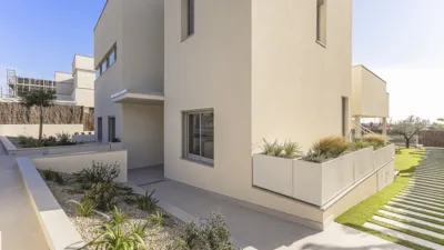 House in Centre photo 52