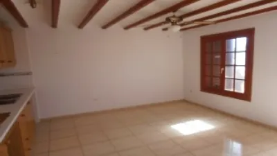 Apartment on Navel Street photo 9