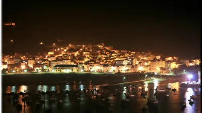 Piso en alquiler en Avenida de la Constitución, cerca de Calle de Rosalía de Castro, Cariño de 490 €