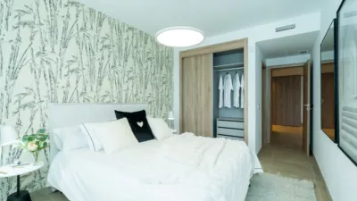 Promoción Sunny Golf, Avenida del Arte (Urbanización Estepona Golf) s/n. Playa Bahía Dorada (Estepona) de 375.000 €