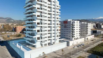 Promoción Edificio Torre Noga, Avenida Federico García Lorca 42. Los Periodistas-Parque Almunia-Albayda (Granada Capital) de 284.000 €
