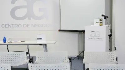 Oficina en alquiler en Calle de Colón, Centro-Areal (Distrito Casco Urbano. Vigo) de 2.000 €<span>/mes</span>