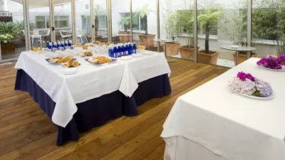 Local comercial en alquiler en Calle de Colón, Centro-Areal (Distrito Casco Urbano. Vigo)