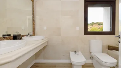 Promoción Altoasis, Calle Perú, Azafata Golf s/n. Costa Natura (Estepona) de 470.250 €