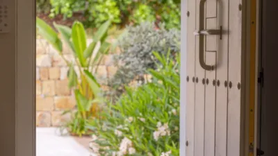 Promoción Altoasis, Calle Perú, Azafata Golf s/n. Costa Natura (Estepona) de 470.250 €