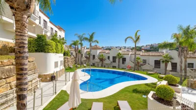Promoción Altoasis, Calle Perú, Azafata Golf s/n. Costa Natura (Estepona) de 470.250 €