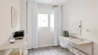 Promoción Célere Laos, Calle Nueva Delhi  (cercana a la comisaría de Emilio Lemos) 6. Avenida de las Ciencias-Emilio Lemos (Distrito Este-Alcosa-Torreblanca. Sevilla Capital) de 180.000 €