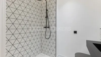 Promoción Piso de obra nueva al lado La Rambla, Sant Pere-Santa Caterina-La Ribera (Distrito Ciutat Vella. Barcelona Capital) de 393.750 €