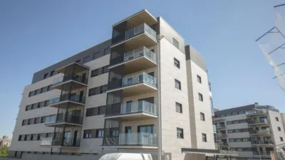 Piso en venta en Avenida de Adolfo Díaz Ambrona, 1, San Fernando-Estación (Badajoz Capital) de 431.580 €