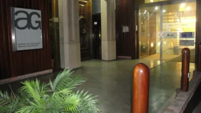 Oficina en alquiler en Calle de Colón, Centro-Areal (Distrito Casco Urbano. Vigo)