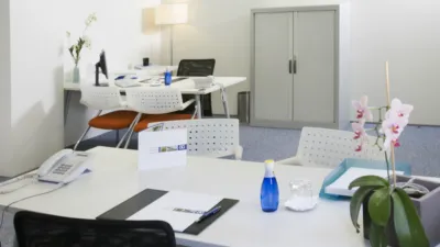 Oficina en alquiler en Calle de Colón, Centro-Areal (Distrito Casco Urbano. Vigo) de 700 €<span>/mes</span>