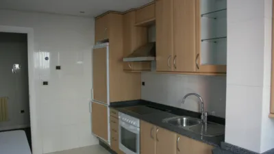 Piso en alquiler en Calle de Colón, Centro-Areal (Distrito Casco Urbano. Vigo) de 1.050 €<span>/mes</span>