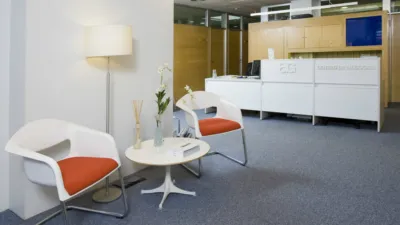 Oficina en alquiler en Calle de Colón, Centro-Areal (Distrito Casco Urbano. Vigo) de 550 €<span>/mes</span>