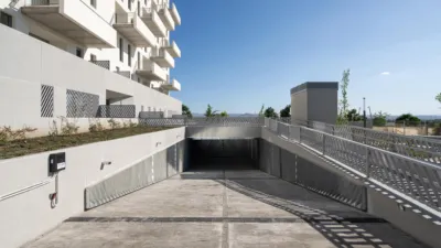 Promoción Residencial Alborada, Calle Pampaneira, frente C/ Bérchules s/n. Juventud-Sanders (Distrito Ronda. Granada Capital) de 270.000 €