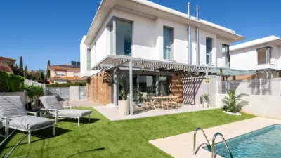 Promoción Cortijo del Aire VI, Calle Mar Mediterráneo, esq. C/ Levante s/n. Albolote de 358.000 €