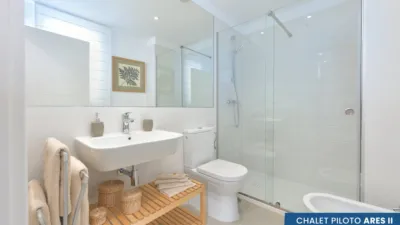 Promoción Insur Ares IV, Calle Pedro Luis Serrera Contreras s/n. Entrenúcleos (Dos Hermanas) de 351.000 €