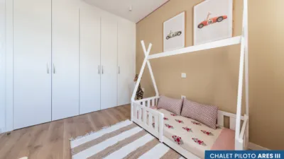 Promoción Insur Ares IV, Calle Pedro Luis Serrera Contreras s/n. Entrenúcleos (Dos Hermanas) de 351.000 €