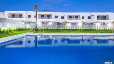 Promoción Insur Ares IV, Calle Pedro Luis Serrera Contreras s/n. Entrenúcleos (Dos Hermanas) de 351.000 €
