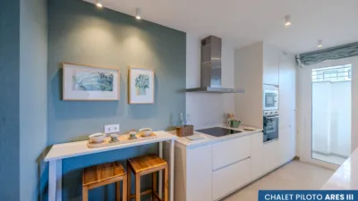 Promoción Insur Ares IV, Calle Pedro Luis Serrera Contreras s/n. Entrenúcleos (Dos Hermanas) de 351.000 €