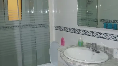 Habitación en alquiler en Calle del Río Navia, 2, Ventanielles (Oviedo) de 275 €<span>/mes</span>