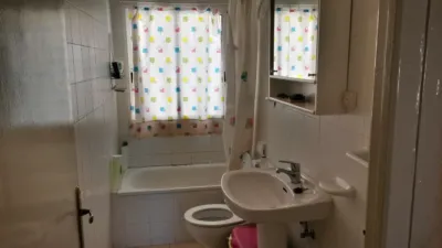 Habitación en alquiler en Calle Mar Adriático, 3, Los Barreros-Cuatro Santos (Distrito Núcleo Urbano. Cartagena) de 180 €<span>/mes</span>