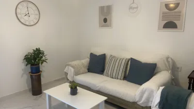 Piso en alquiler en Avenida del Mediterráneo, 1, cerca de Plaza de Cataluña, San Luis-Los Molinos (Almería Capital) de 880 €<span>/mes</span>