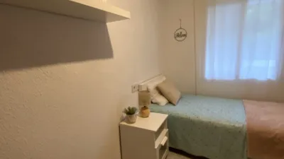 Piso en alquiler en Avenida del Mediterráneo, 1, cerca de Plaza de Cataluña, San Luis-Los Molinos (Almería Capital) de 880 €<span>/mes</span>