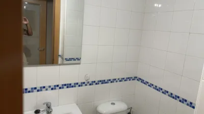 Piso en alquiler en Calle de Salvador Madrigal Rasero, 1, Barrio Bajo (San Juan de Aznalfarache) de 825 €<span>/mes</span>