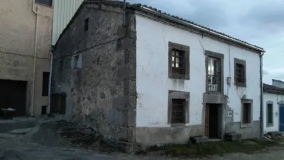 Casa en venta en Calle de Constitución, 26, Fuentes de Béjar de 29.000 €