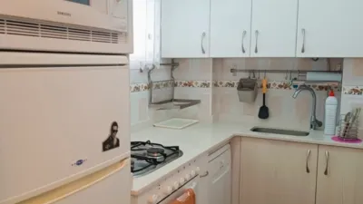 Piso en alquiler en Calle de la República de Colombia, 18, Zona Playa (Laredo) de 750 €<span>/mes</span>