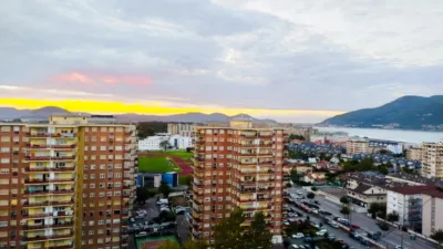 Piso en alquiler en Calle de la República de Colombia, 18, Zona Playa (Laredo) de 750 €<span>/mes</span>