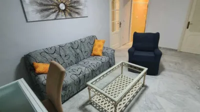 Habitación en alquiler en Avenida Doña Francisquita, 17, Juan XXIII-Rochelambert (Distrito Cerro Amate. Sevilla Capital) de 320 €<span>/mes</span>