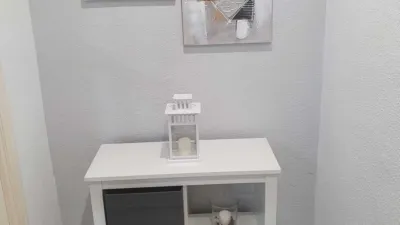 Habitación en alquiler en Avenida Doña Francisquita, 17, Juan XXIII-Rochelambert (Distrito Cerro Amate. Sevilla Capital) de 320 €<span>/mes</span>
