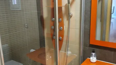 Habitación en alquiler en Avenida de San Juan de la Cruz, 27, Amate (Distrito Cerro Amate. Sevilla Capital) de 300 €<span>/mes</span>