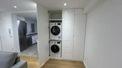 Piso en alquiler en Rúa de Ramón Cabanillas, 8, Ensanche (Santiago de Compostela) de 1.000 €<span>/mes</span>
