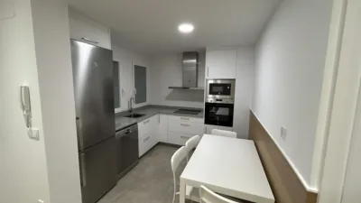 Piso en alquiler en Rúa de Ramón Cabanillas, 8, Ensanche (Santiago de Compostela) de 1.000 €<span>/mes</span>