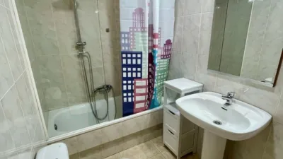 Piso en alquiler en Avenida de Salamanca, 1, Plasencia de 400 €<span>/mes</span>