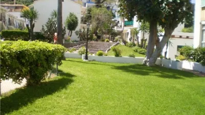 Apartamento en alquiler en Pasaje Ciudad de Porcuna, número 7, La Carihuela (Torremolinos) de 780 €<span>/mes</span>